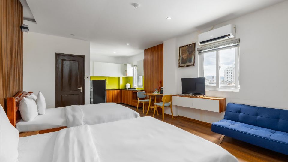 Saluton Hotel