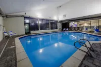 La Quinta Inn by Wyndham Fort Collins - Pools