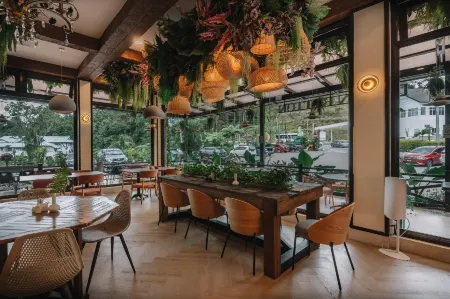 Hotel De' la Ferns, Cameron Highlands Отели рядом с достопримечательностью «Cameron Highlands Trail No. 3»