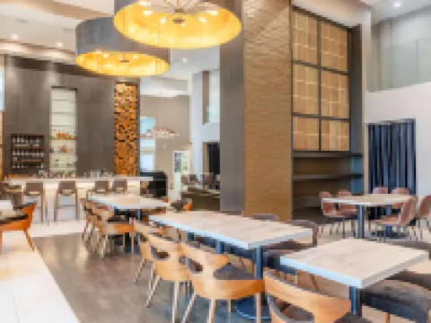 Tryp by Wyndham Savannah Downtown/Historic District Hotels in Savannah