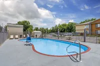 Best Western Canton Inn - Uima-altaat