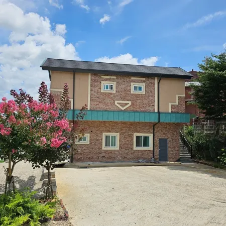 Nonsan Sunshine Pool Villa