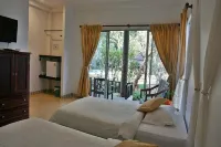 Kalamona Seaview Hotels in Sam Roi Yot