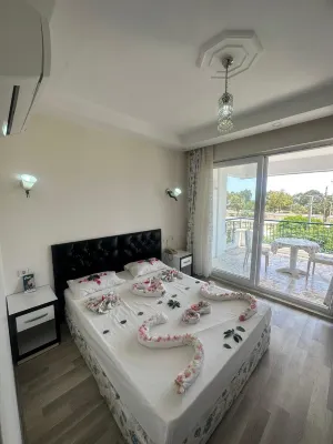 Deniz Otel