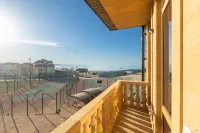 Yuzhny Bereg Hotel