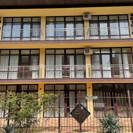 Hristaki Guest House