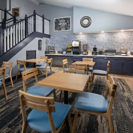 AmericInn by Wyndham North Branch