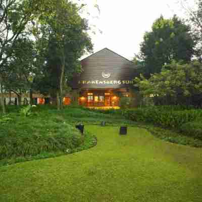 Drakensberg Sun Resort Hotel Exterior