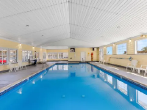 Quality Inn Lakefront Hotels in Mackinac County