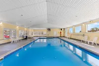 Quality Inn Lakefront Hotel di St. Ignace Township
