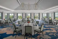Embassy Suites by Hilton Charleston Harbor Mt. Pleasant فنادق في ماونت بليزانت