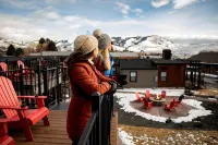 Ridgeline Hotel at Yellowstone, Ascend Hotel Collection - Mountain view