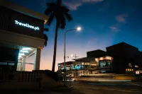 Travelbee Airport Inn