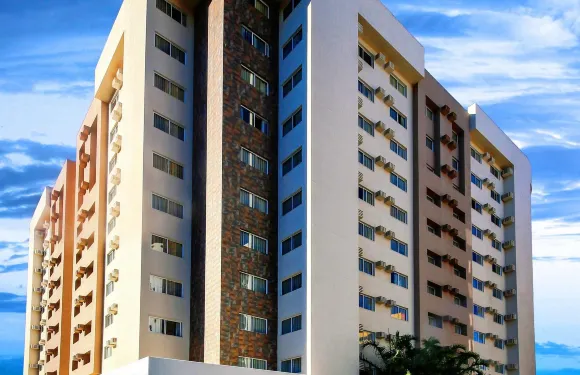 卡塔爾斯街花園套房酒店