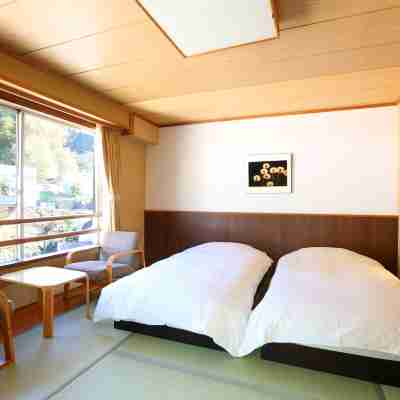 旅館さかや Rooms