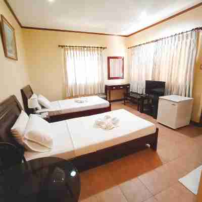 Ogtong Cave Resort Rooms