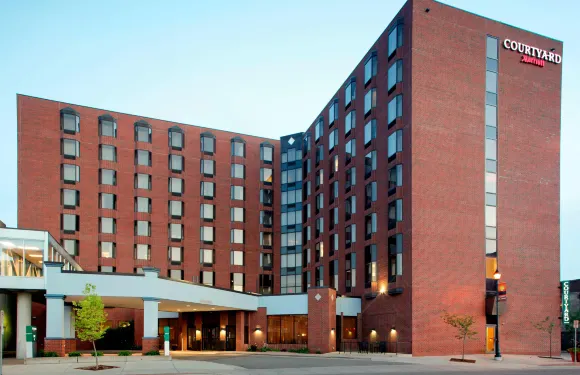 聖克勞德萬怡酒店