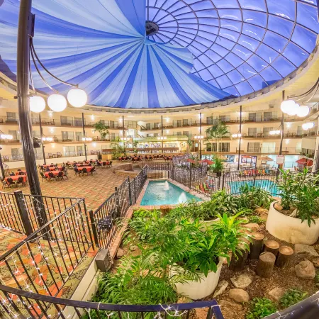 Holiday Inn DES MOINES-AIRPORT/CONF CENTER by IHG