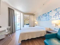 Port Benidorm Hotels spa Hotels near Rincon de Loix