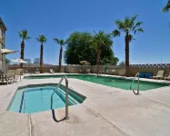 Quality Inn & Suites Yuma Hotels in Somerton