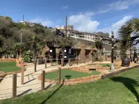 Stylish 1 Bed Apartment with Sea views - balcony