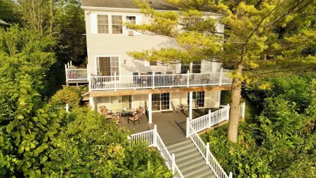 Casa Carmela — Lakefront Home on Owasco Lake — Upscale Stunning Retreat