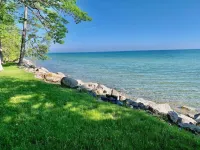 Summer Getaway on Lake Huron Hotel a Benton Township