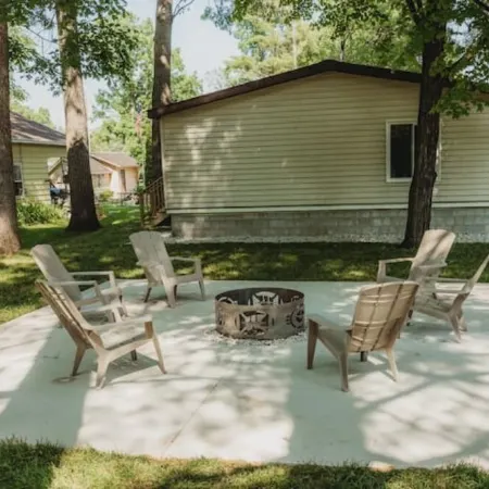 Mooseyard Lodge