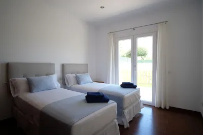 Villa Houses - Villa Alta Calidad con Piscina y Jardín. A 5 Minutos de la Playa