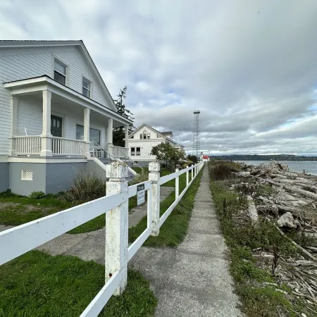 Point Robinson Lighthouse - Keeper's Quarters B