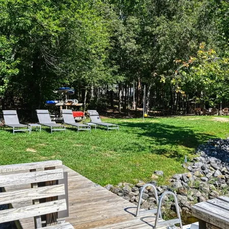 Stay at a great place at Lake Anna.