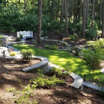 Quiet 4 bedroom Home with Hot Tub nestled in the woods