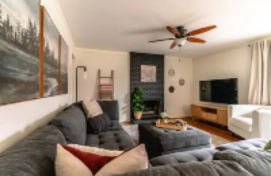 Charming 3-bedroom house, convenient location Overland Park