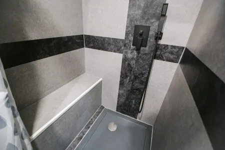 Beautiful modern apartment Отели в г. Бад-Эмс