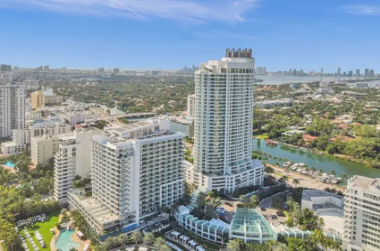 Fontainebleau Sorrento OceanView Jr. Suite FREE valet & spa.pass No resort fees!