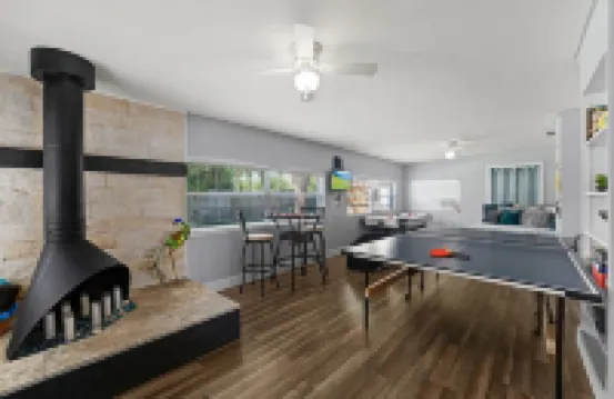 Peacock Harbor-3/2-Heated Pool-King-Game Room