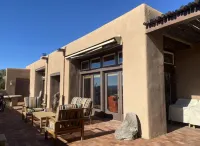 Casa Alta Vista - private, quiet, glorious views, 7mi to town Hotels in Chupadero