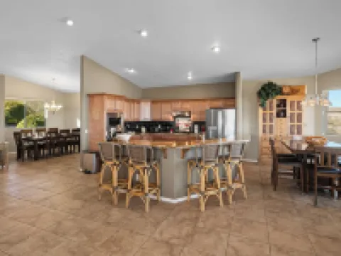 PeaksView Oasis - Spacious, central w/great views Hotels in Clarkdale