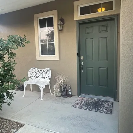 Spacious 4-bedroom house in charming Hobbs with AC, WiFi