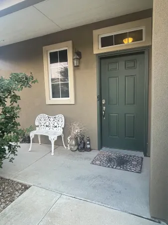 Spacious 4-bedroom house in charming Hobbs with AC, WiFi