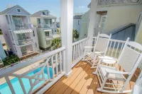 Charming Vacation Home Walking Distance to the Beach and Pool Access