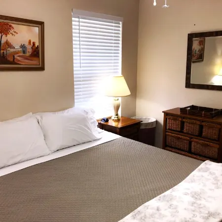 Suwannee River Retreat with Private Dock, Free Kayaks, and Fire Pit