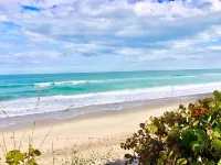 Melbourne beach DIRECT OCEANFRONT u-c private beach access last min deals