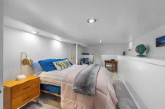 Sugar House Urban Escape: Cozy 3Br Near Mountains w/Wi-Fi & Ample Street Parking