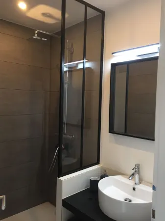 Nice sea view, south facing, Wifi, Parking, 50 m from beach & Thalasso