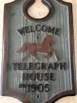 views! Location! Historic 2BR/1BA loft with Views-Downtown Telegraph House