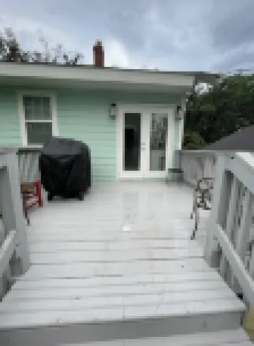 Whole House, sleeps 7,  within walking distance to downtown Spartanburg!