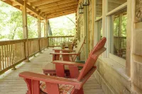 Bearadise Cabin on 300+ ft of Brasstown Creek: Near John C. Campbell Folk School