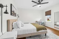 Lux 4br 3ba, hot tub, stargazing, HUGE gameroom, 10 min to Summersville Lake Hotels in Summersville