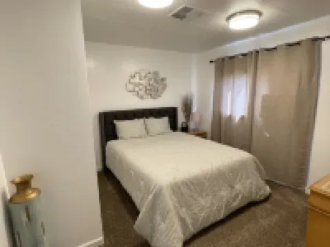 Beautiful View. On the road between Zion and Bryce Canyon. Affordable Family Fun Hotels in Hatch